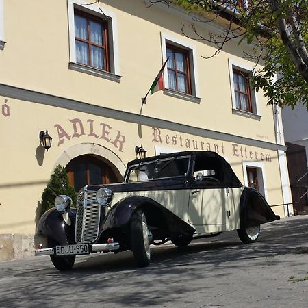 Adler Panzio Hotel Budaörs Екстериор снимка
