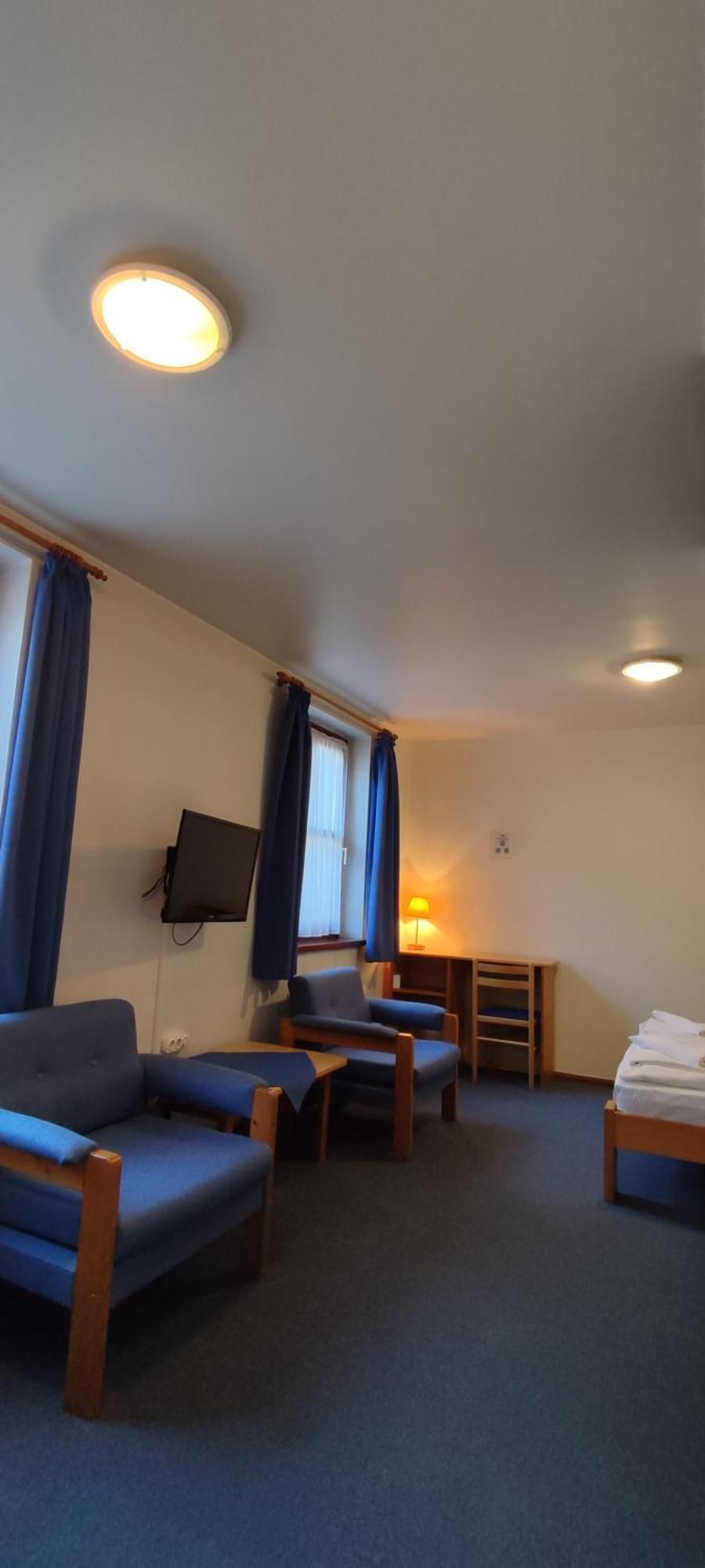 Adler Panzio Hotel Budaörs Екстериор снимка
